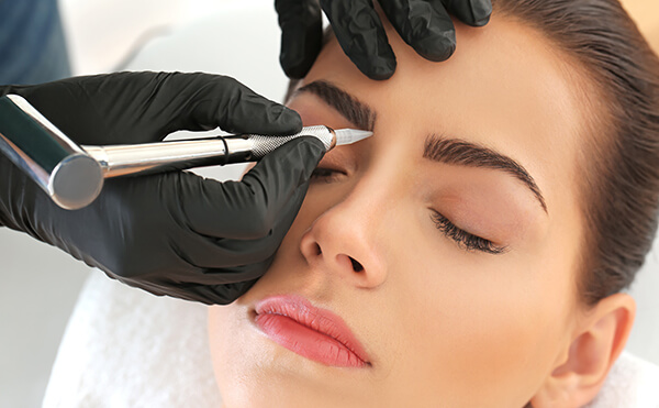 Plano area practice offers eyebrow shaping
